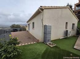 Maison vu du jardin